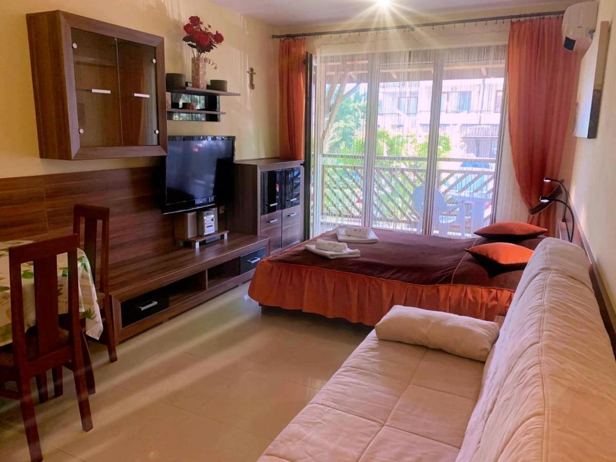 Apartament Studio De Lux Primorsko Zewnętrze zdjęcie